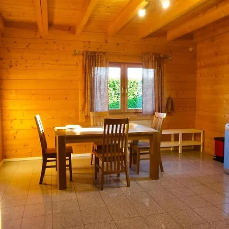 Holzblockhaus Franziska Holiday home Plattling